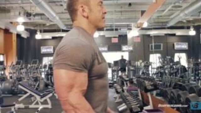 Lee & Hunter Labrada Train Arms