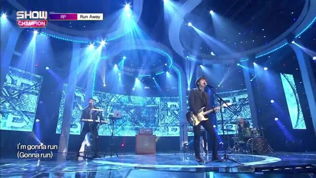 Royal Pirates - Run Away @ Show Champion 151216