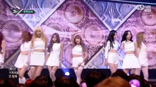 WJSN - Save Me, Save You @ M! Countdown 181004