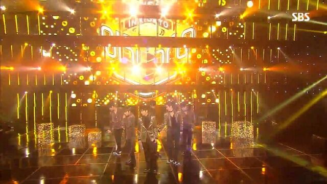 Shinhwa - Touch @ Inkigayo 170122