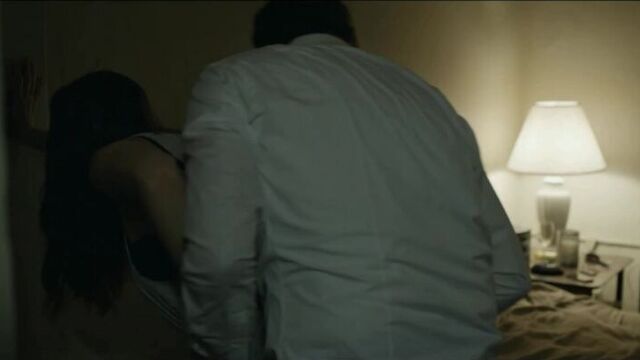 Kate Mara - House of Cards (2013) (эротическая постельная сцена из фильма знаменитость трахается голая sex scene)