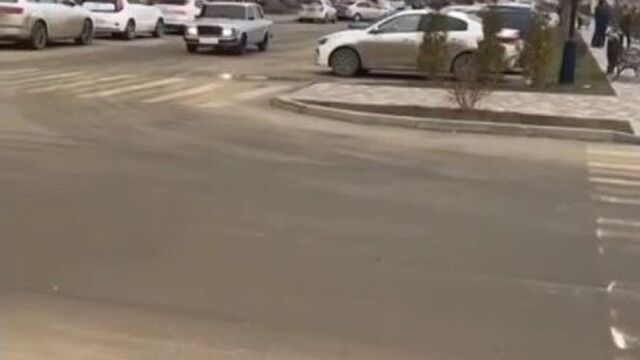 Subpost 1 - _rotating_light_ВСЕ ТРЕКИ В МОЕЙ ГРУППЕ В ВК ССЫЛКА НА ГРУППУ В ШАПКЕ ПРОФИЛЯ _rotating_light_ ( 750 X 750 ).mp4