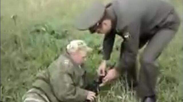 V_Ochko_sebe_zasun_Dikij_prapor_Armija_R