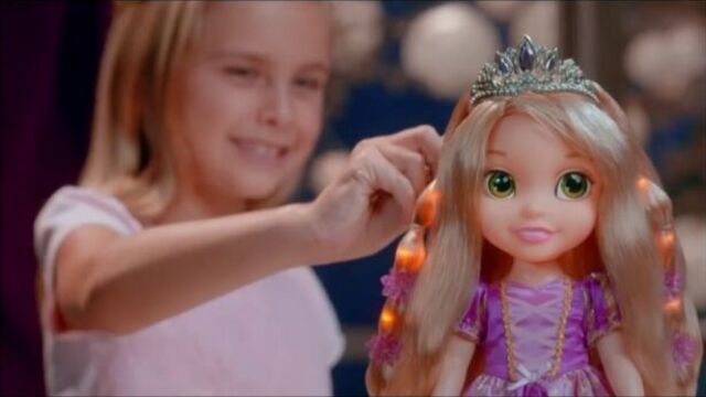 Disney Princess Рапунцель со светящимися волосами
