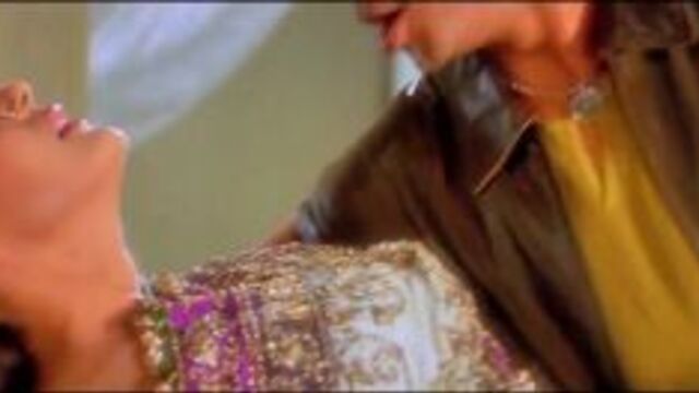 Main Yahaan Hoon-Veer Zaara Song Full