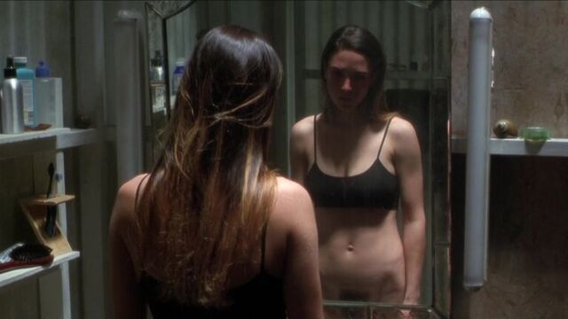Дженнифер Коннелли (Jennifer Connelly) голая в фильме «Реквием по мечте» (2000)