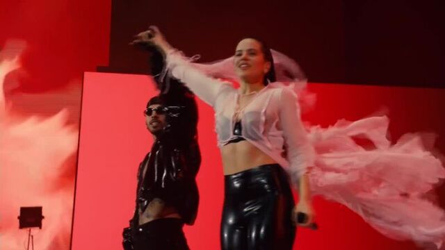 ROSALÍA & Rauw Alejandro - VAMPIROS (Live at Coachella 2023)
