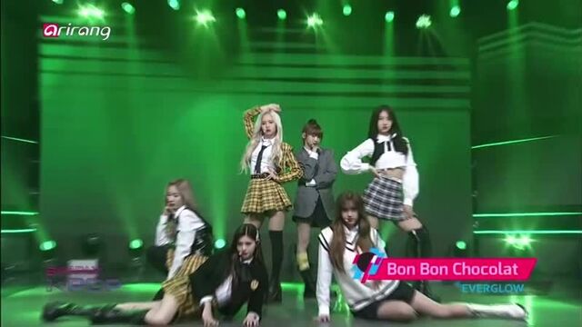— 19.04.12: EVERGLOW — Bon Bon Chocolate @ Simply K-Pop