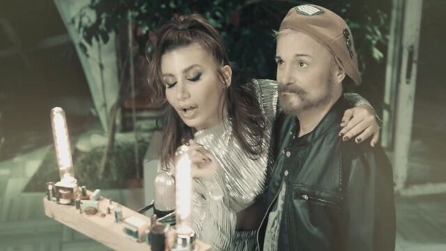 Harun Kolçak - Gir Kanıma (ft. İrem Derici)