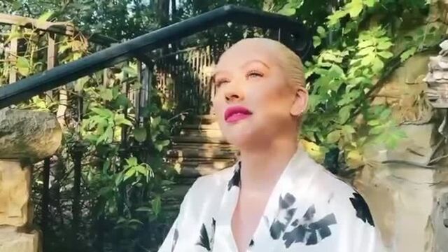 Christina Aguilera Feeling Good acapella