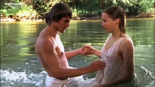Bernadette Heerwagen Nude @ Das ewige Lied (1997) - 720 Watch Online / Бернадетта Хеерваген - Вечная песня