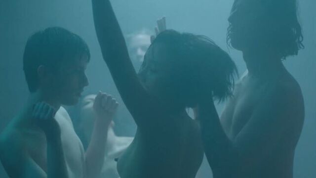 Minjung Cho Nude - The Princess and the Pea (2015) HD 1080p Watch Online / Минйунг Чо - Принцесса на горошине