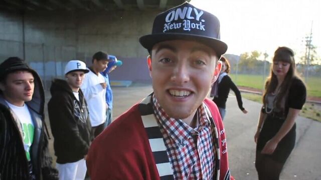 Mac Miller - Knock Knock