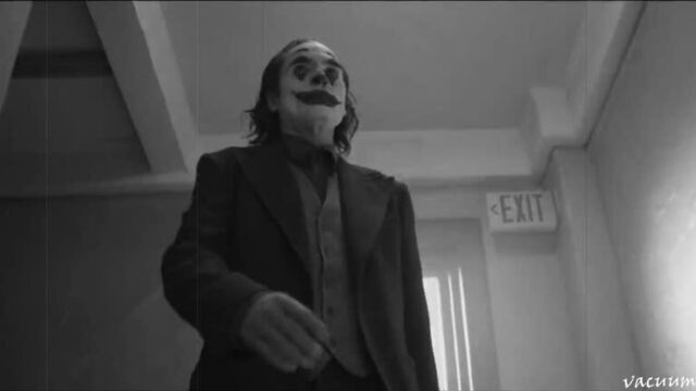 JOKERS (Heath Ledger - Joaquin Phoenix)