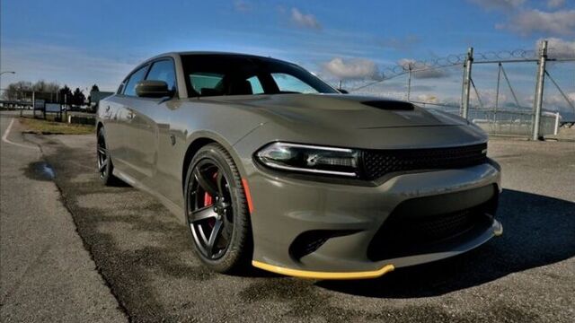 Dodge Charger SRT Hellcat