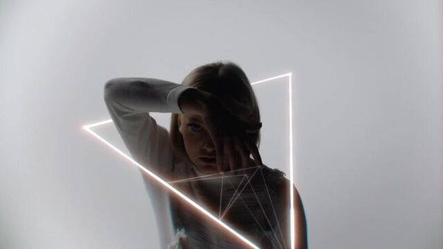 Astrid S - Hurts So Good 1080p
