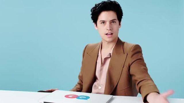 Cole Sprouse Goes Undercover on Reddit, Twitter and YouTube _ GQ