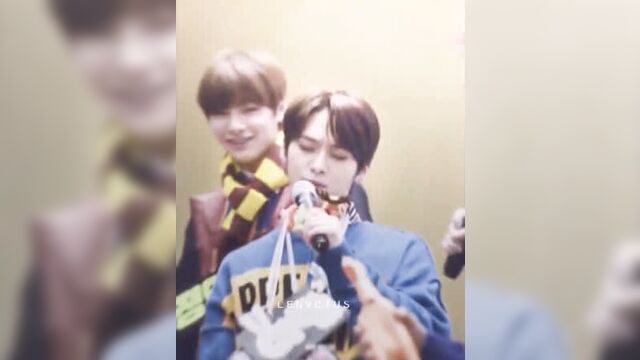 NCT x BLACKPINK x Stray Kids vine ▸ Kim Jungwoo x Lalisa Manoban (Lisa) x Lee Minho (Lee Know)