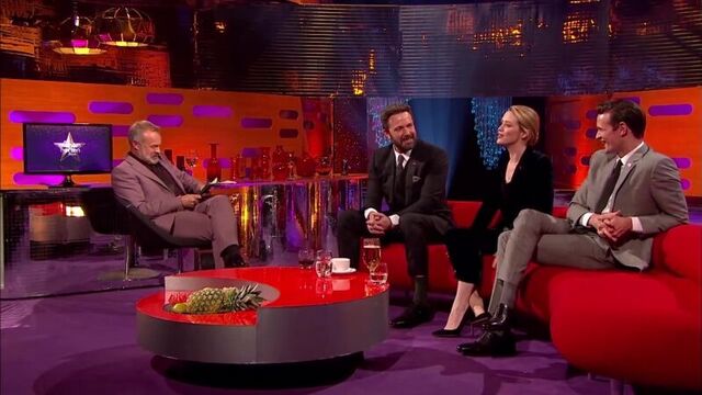 Claire Foy and Matt Smith - The Graham Norton Show (rus sub)