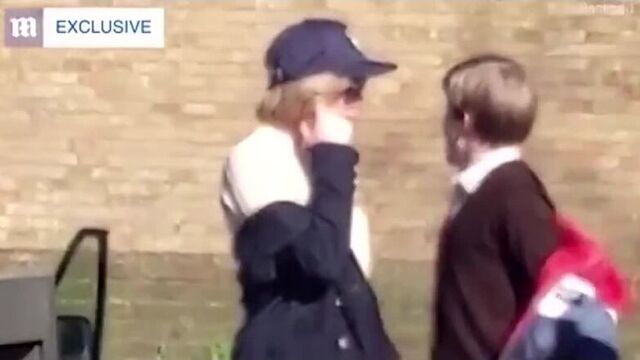 Behind the scenes filming of the KFC Drive Thru in the UK with Kristen and her two on-screen sons ️