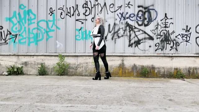 LONG SLEEVE LAPEL TWO JACKET WITH BELT AND LEATHER LEGGINGS