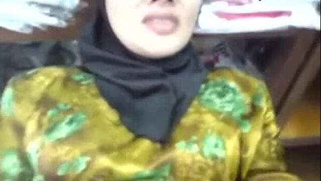 Hijabi Whore Muslim Aunt Fucking Roughly Hardly By Her Nephew ( Incest Family Satan Satanic Satanist Taboo Tabu Incesto Angel )