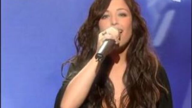 Natasha St Pier. Non, je ne regrette rien