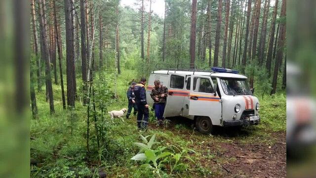 Сотрудники поисково-спасательного отряда нашли заблу