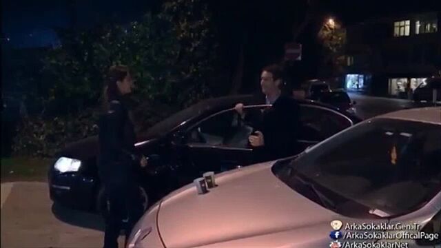 Leyla,Murat İle Yakınlaşmaya Çalışıyor (Arka Sokaklar) Qismet