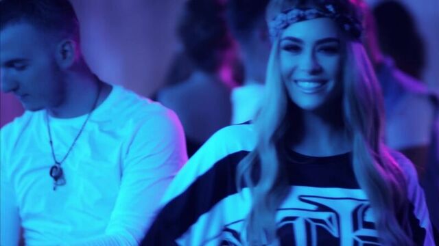 XHENSILA FT. MOZZIK - AMA DOREN
