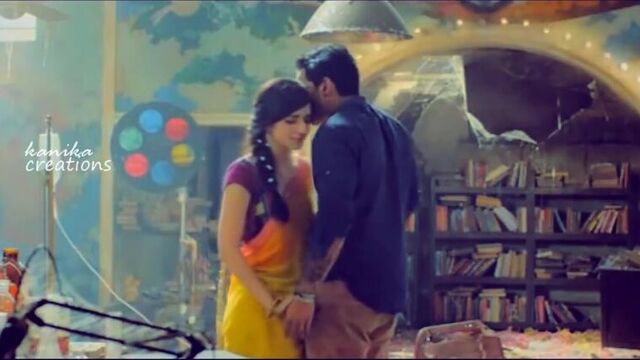 Harshvardhan Rane Mawra Hocane VM __ Saas (Reprise)