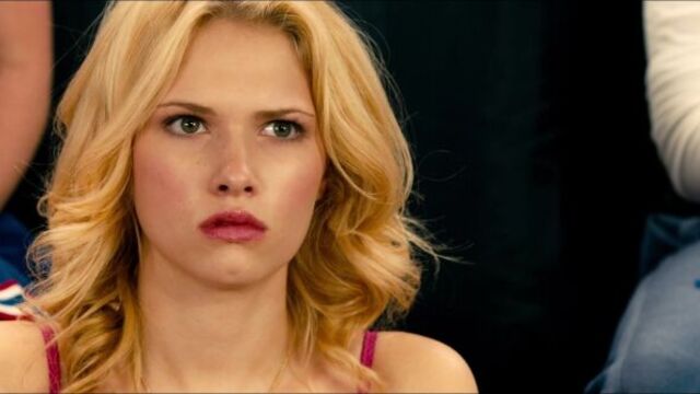 Claudia Lee, Chloë Grace Moretz Sexy - Kick Ass 2 (2013) 1080p