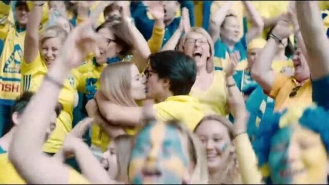 Gyllene Tider med Linnea Henriksson - Bäst när det gäller (Musikvideo) Officiell VM-låt 2018