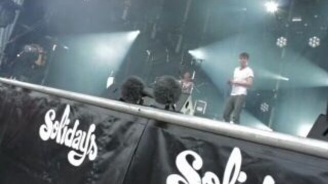 Une minute avec New Politics - Video Dailymotion
