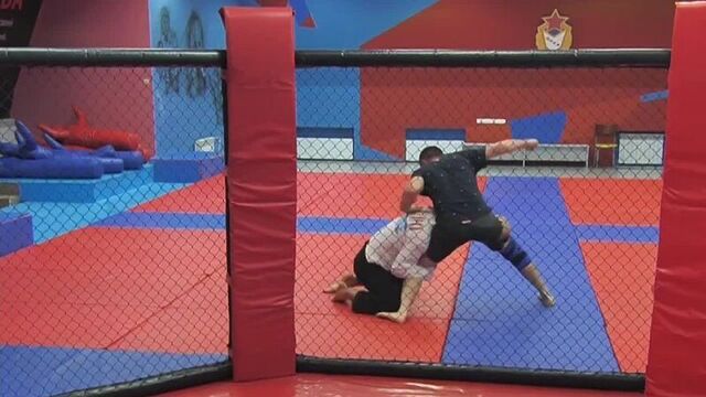 ВЯЧЕСЛАВ БОРЩЕВ И ДРАКА НА СЪЕМКАХ — будущий боец UFC против фанатов Хабиба