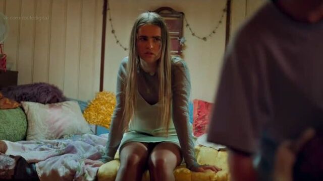 Olivia Lonsdale, etc Nude - Sirene (2018) HD 1080p Watch Online