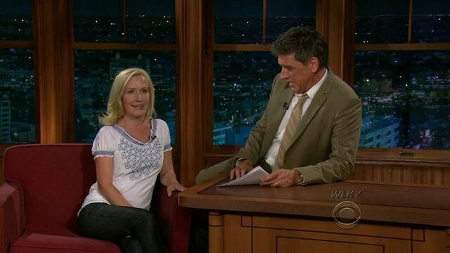 Angela Kinsey on Craig Ferguson Show, 02.07.2010