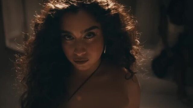 Lauren Jauregui - Trust Issues (Official Video)