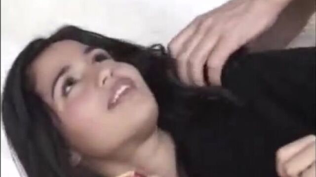 Nanda Costa Paparazzo