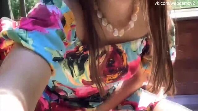 DiodoraDi на улице на природе домашнее видео показывает себя спалили
