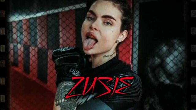 ZUSJE KAMILA SMOGULECKA FAME MMA