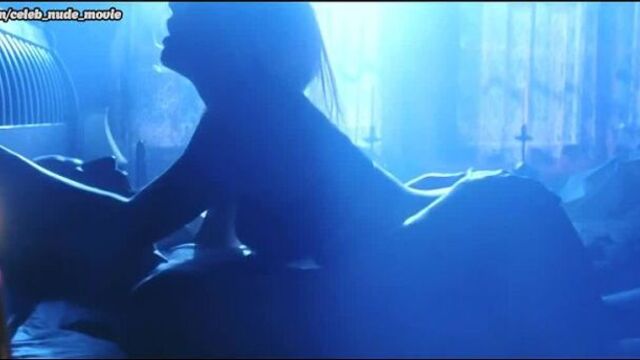 Deborah Kara Unger - Highlander 3 (1994)