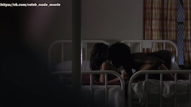 Tenika Davis, Kaitlyn Leeb - Wrong Turn 4.Bloody Beginnings (2011)
