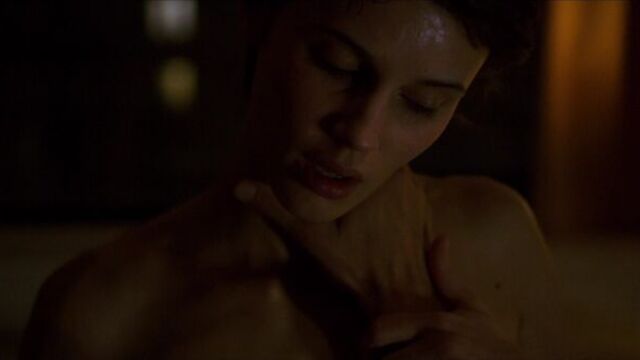 Марина Вакт (Marine Vacth sex scenes in "L'amant double" 2017)