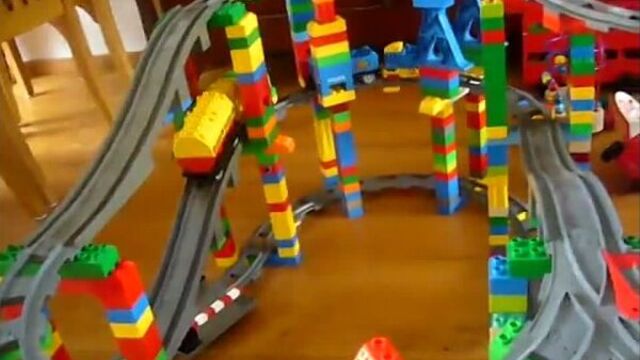 Лего дупло железная дорога. З уровня! Это надо видеть! Lego duplo.