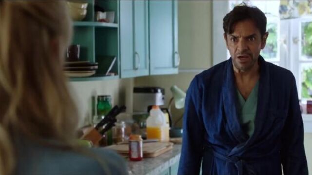 За бортом (Overboard) (2018) трейлер № 2 русский язык HD / Эухенио Дербес /