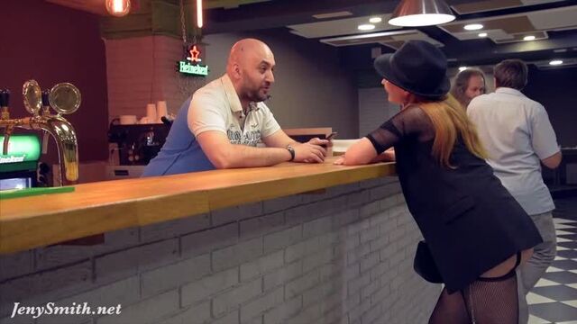 jeny smith no panties no bra flashing public в баре без трусиков под юбкой в чулках светит