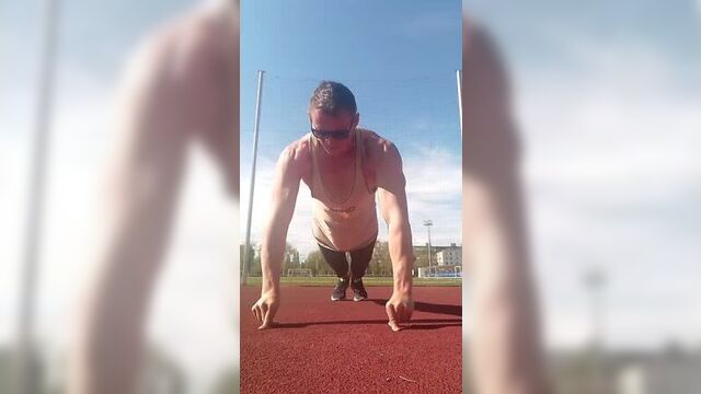 Отжимания на пальцах попытка 1