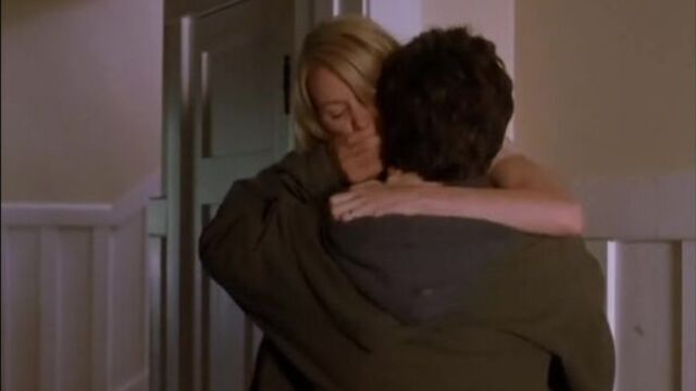 Naomi Watts - We Don't Live Here Anymore (2004) (эротическая постельная сцена из фильма знаменитость трахается голая секс)