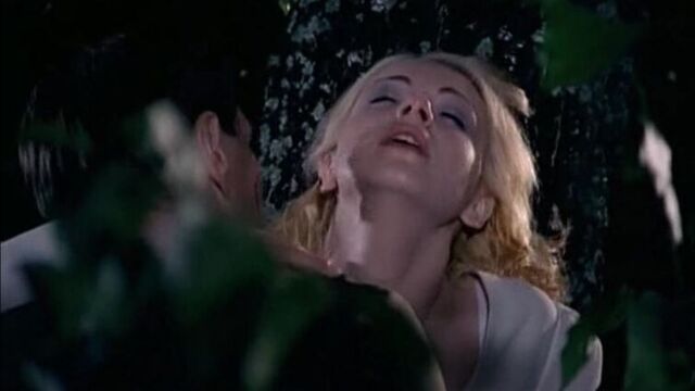 Ольга Будина - Граница. Таёжный Роман (2000) (эротическая постельная сцена из фильма знаменитость трахается голая sex scene)